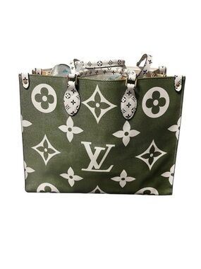 Louis Vuitton Monogram Giant OnTheGo GM Olive Green and Cream Tote